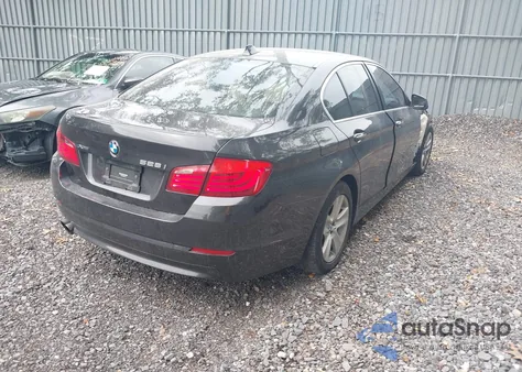 2013 BMW 528I xDrive из США, поврежденный, VIN WBAXH5C5XDDW13718